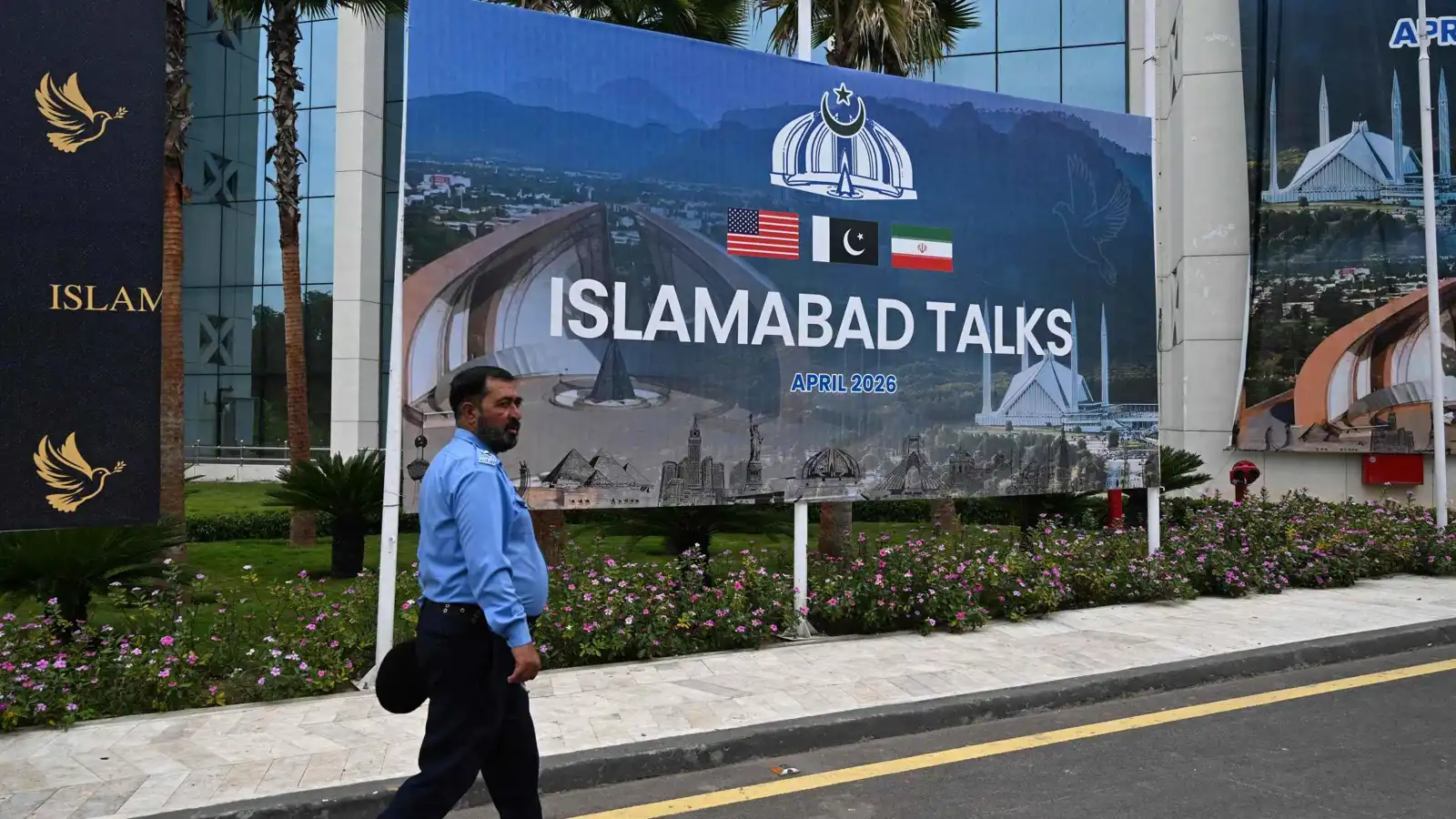 بعد 21 ساعة من المفاوضات... خلافات نووية تعرقل الاتفاق وواشنطن تلوّح بالحصار