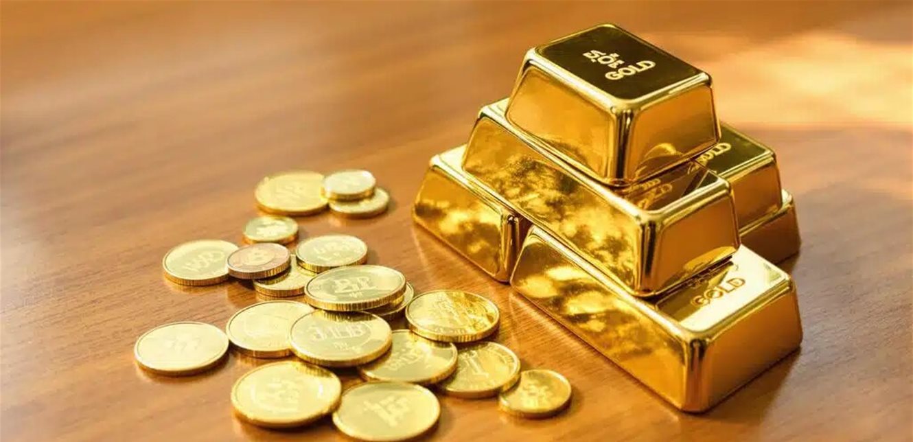 الذهب يهوي.... خسائر ثقيلة في يوم واحد