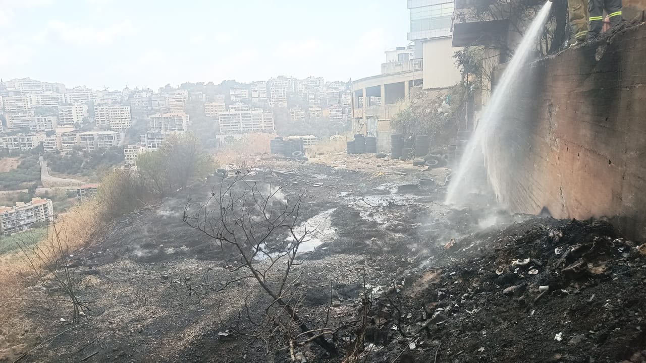 A fire in Mkalles...and the Civil Defense extinguishes it