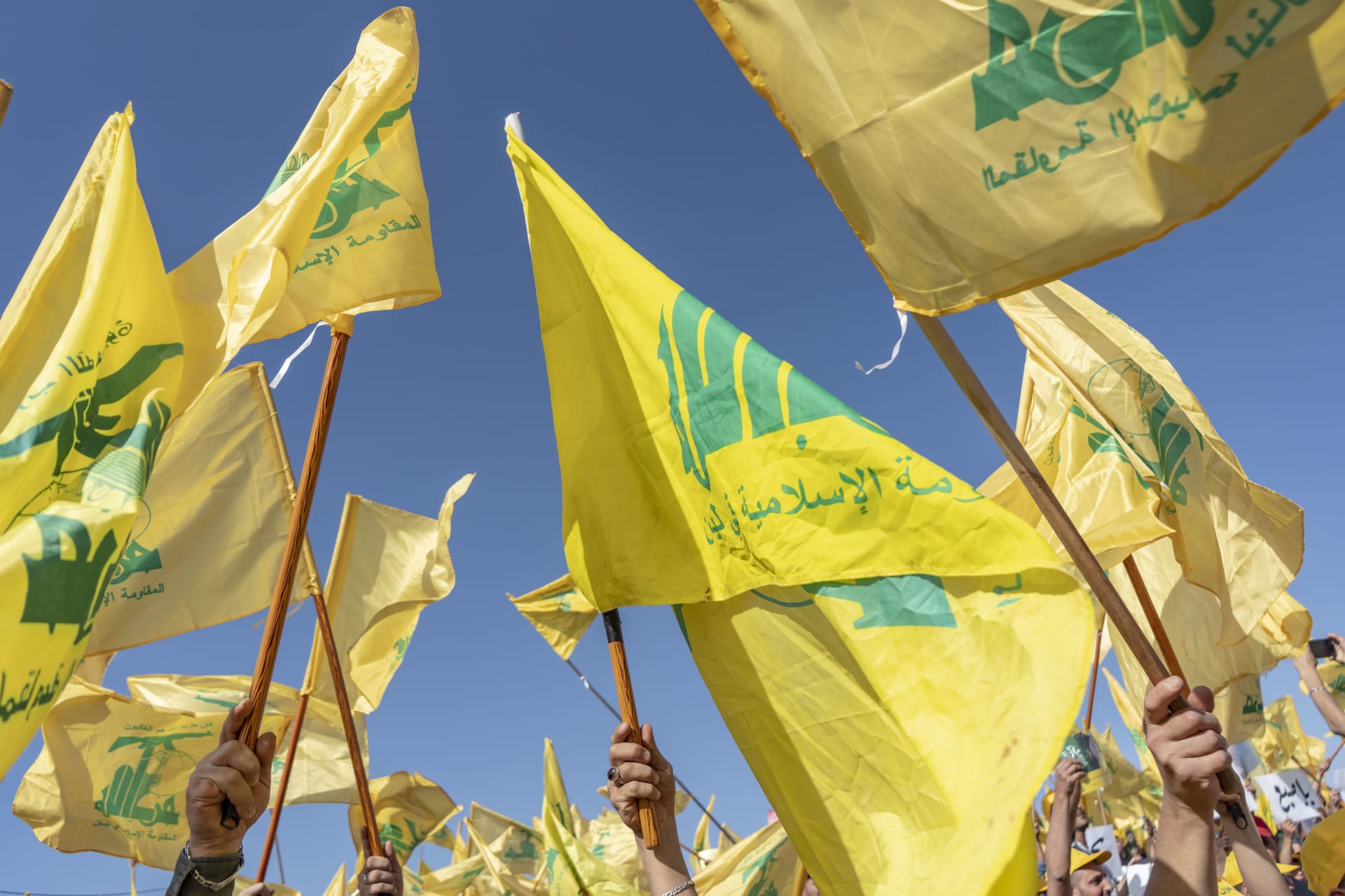 إيران تساندنا... حزب الله: صواريخها جاءت دفاعاً عن شعبنا