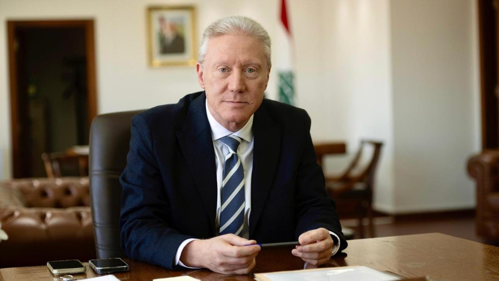 رجي من العراق:  «لا سيادة مع ازدواجية السلاح»