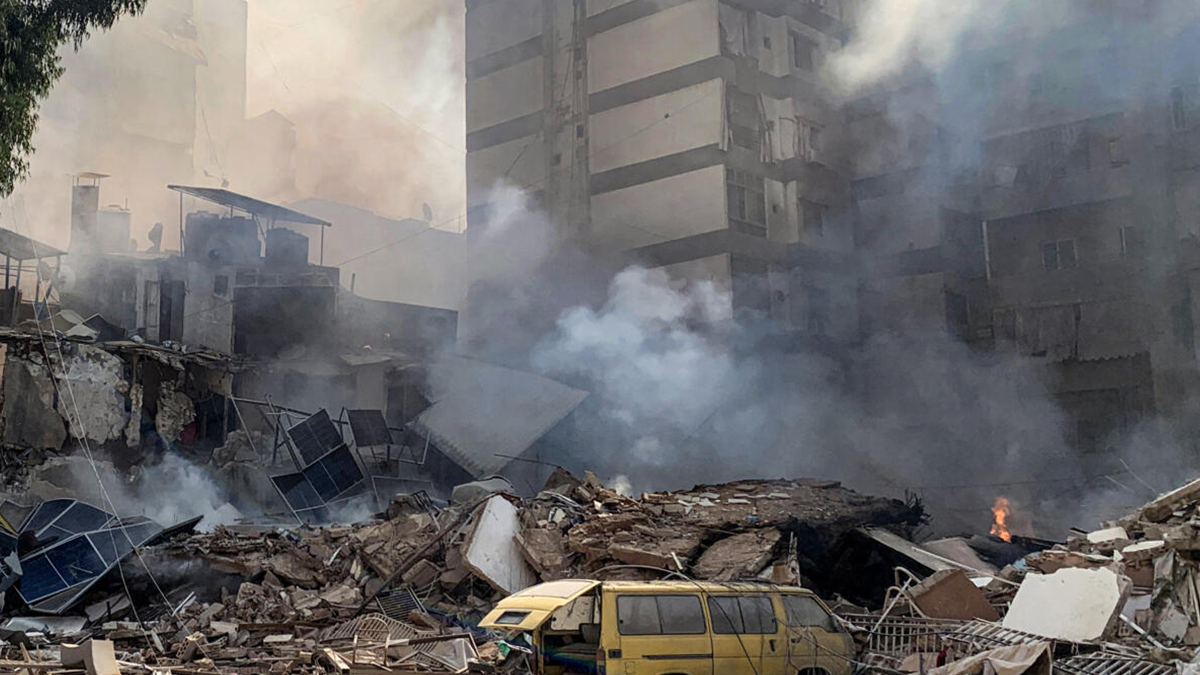 الجيش الإسرائيلي: هاجمنا مقرات لـ "الحزب"  في بيروت