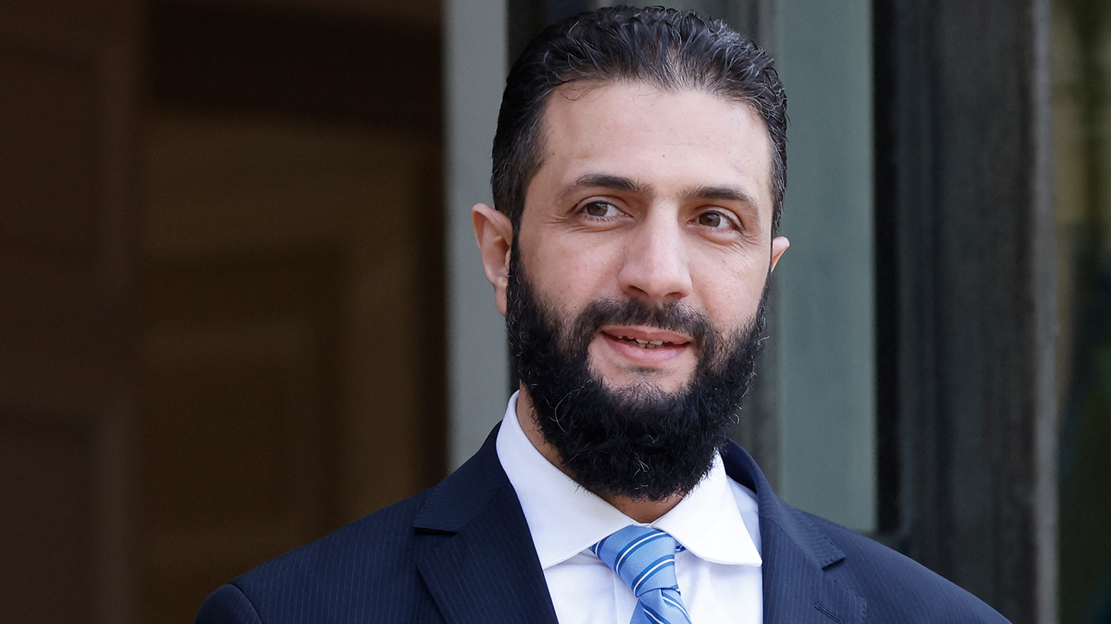 الشرع يعين أمينا عاما جديدا للرئاسة بدلا من شقيقه