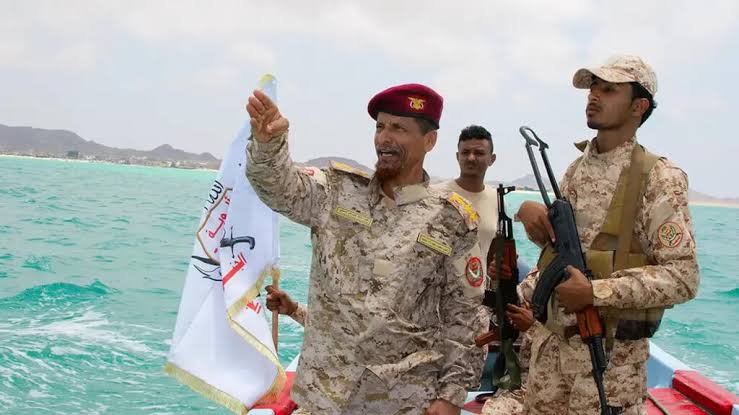 التحالف: سنصدر بعد قليل إنذارا للمدنيين بإخلاء موقع بصنعاء بهدف تنفيذ عملية نوعية