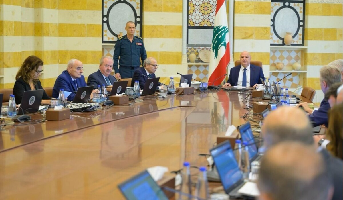 اتصالات لوقف النار وتعيينات قضائية... ماذا قرر مجلس الوزراء؟