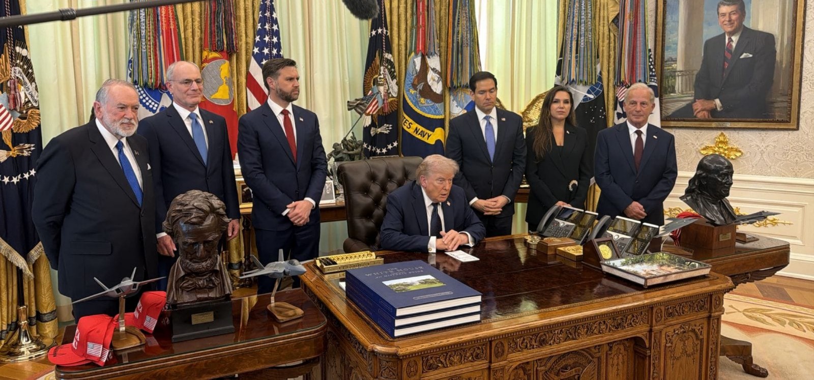 تمديد وقف إطلاق النار 3 أسابيع... ترامب: لقاء بين عون ونتنياهو قريبا