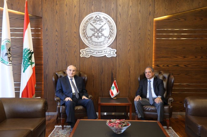 وزير الدفاع استقبل وزير الطاقة شاكرًا دفع المبالغ المتراكمة لكهرباء لبنان