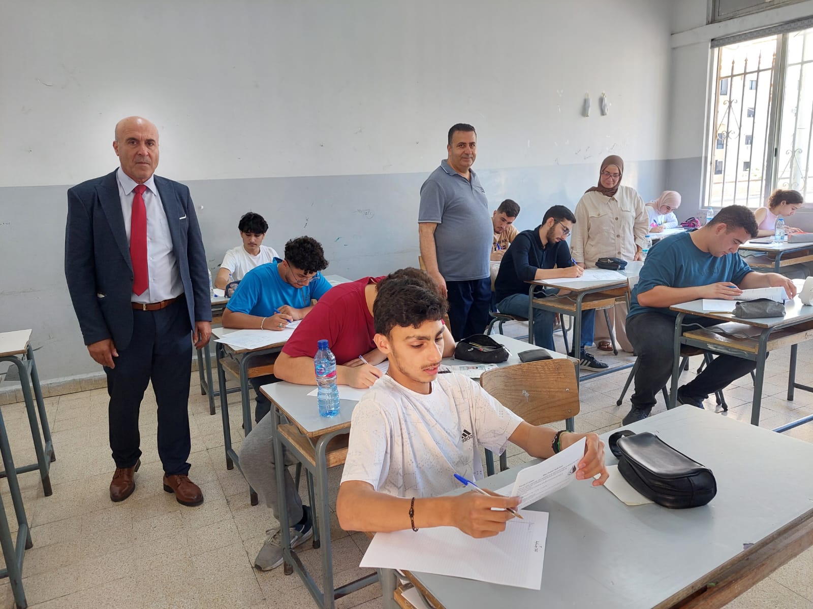 "لن يمرّ... التعليم المهني يعلن مقاطعة الإمتحانات