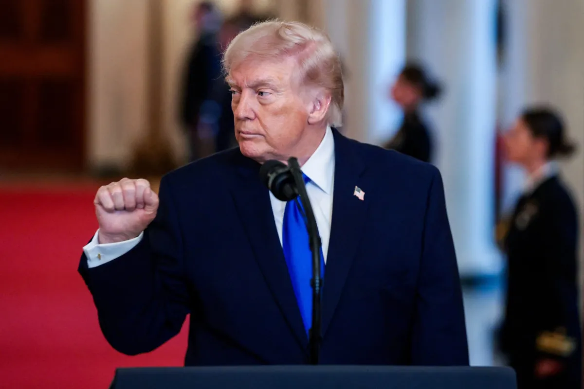 قد يمهد لعصر ذهبي... ترامب: هدنة مؤقتة مع إيران وتحقيق للسلام