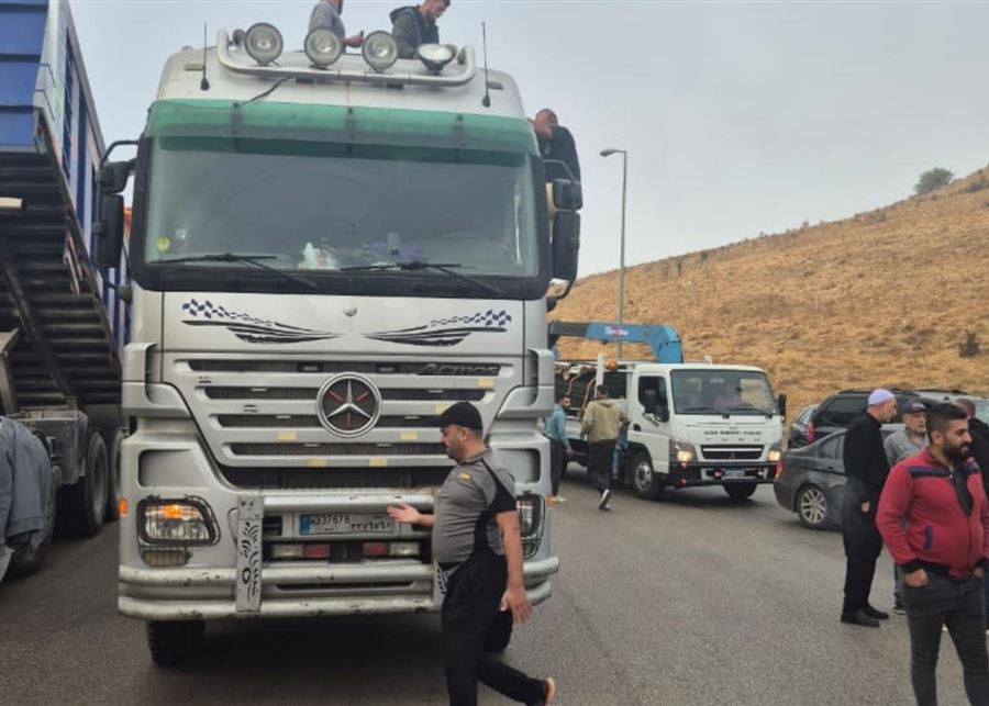 للحد من الازدحام.. قرار من "الداخلية" بشأن الشاحنات