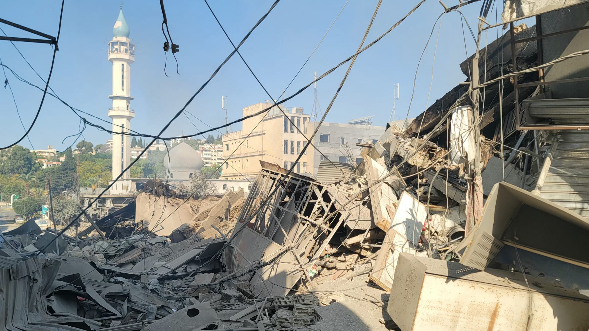 The Israeli Army: We eliminated members of the "party" inside a mosque in southern Lebanon